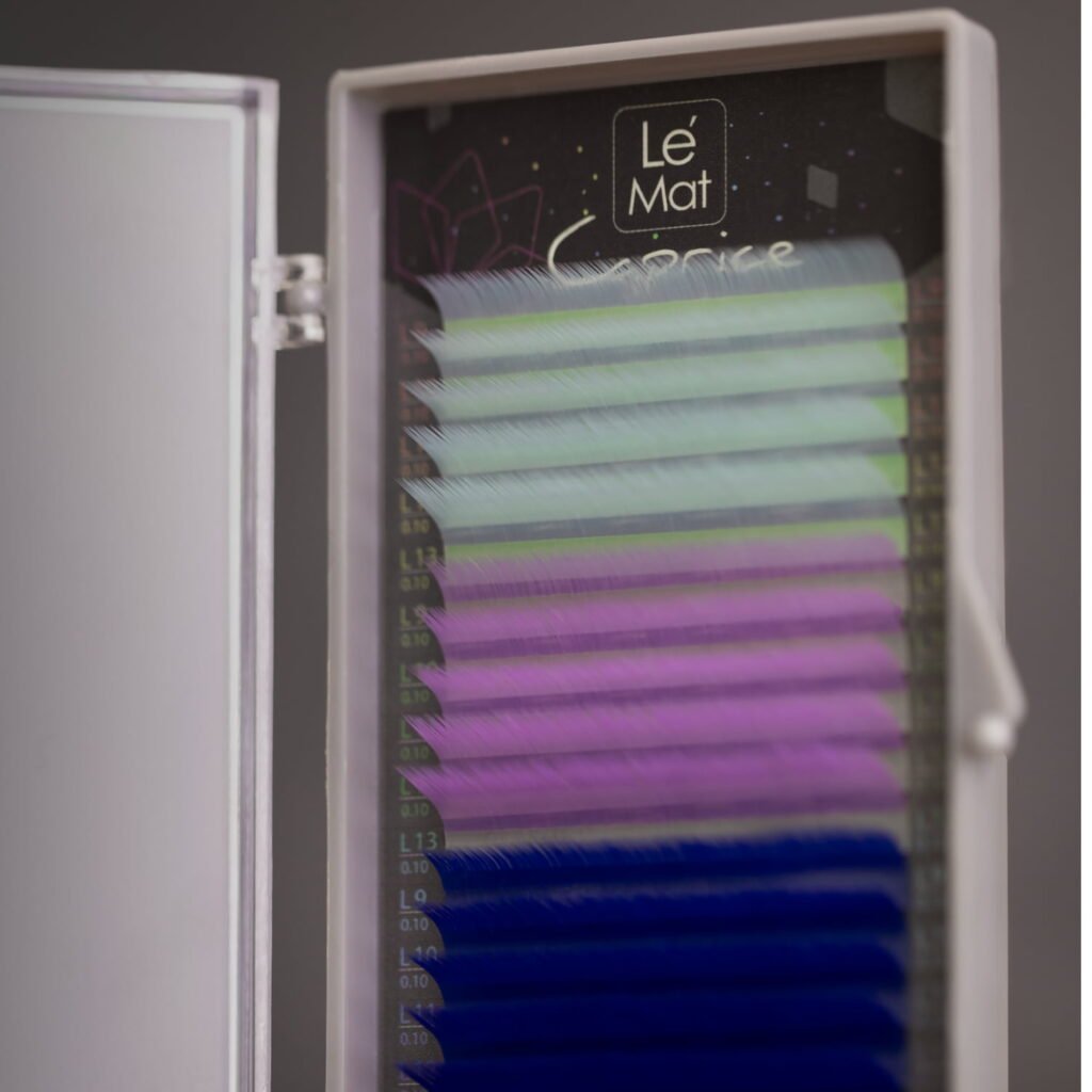 Caprice landing page image- caprice azure tray